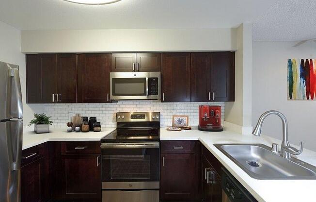 Model kitchen at Horizon Apartments in Santa Ana, California