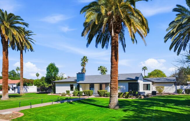 FULLY FURNISHED EXECUTIVE PHOENIX COUNTRY CLUB HOME IN GATED COMMUNITY