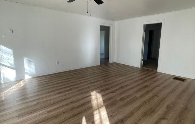 3 beds, 1 bath, $1,200