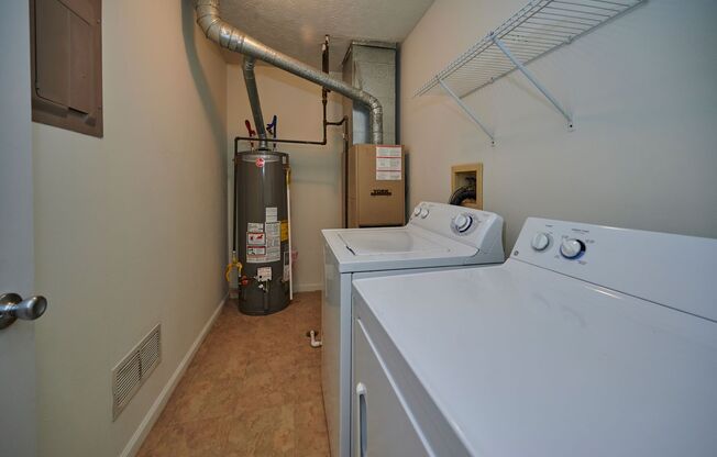 2 beds, 2 baths, 1,416 sqft, $2,215, Unit 6511