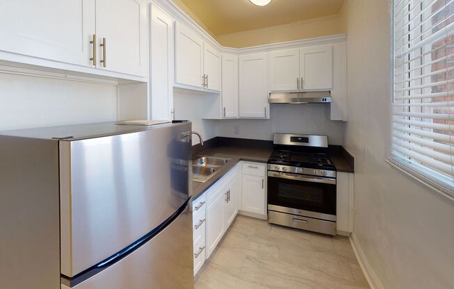 1 bed, 1 bath, 600 sqft, $1,895, Unit 321