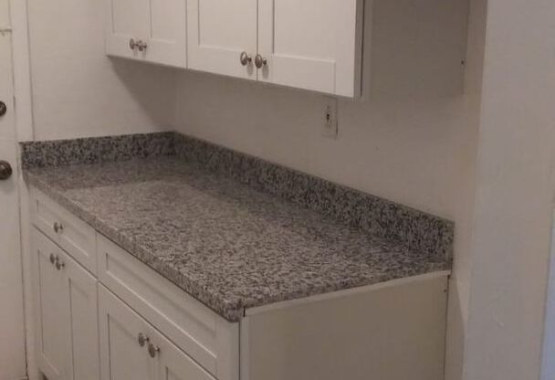 2 beds, 2 baths, 947 sqft, $2,000, Unit 615-104