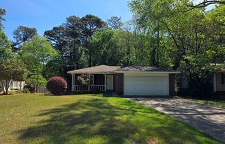 Rare 3 bed 2 bath ranch located in Marietta