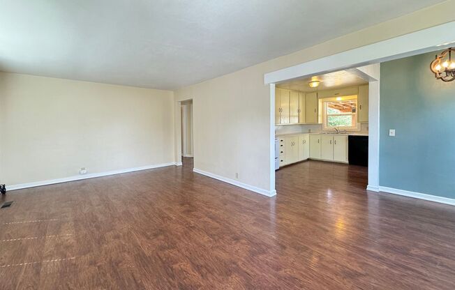 3 beds, 1 bath, $2,400