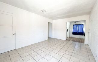 1 bed, 1 bath, 573 sqft, $1,000, Unit 6570