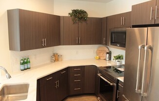 2 beds, 1 bath, 936 sqft, $3,200, Unit 108