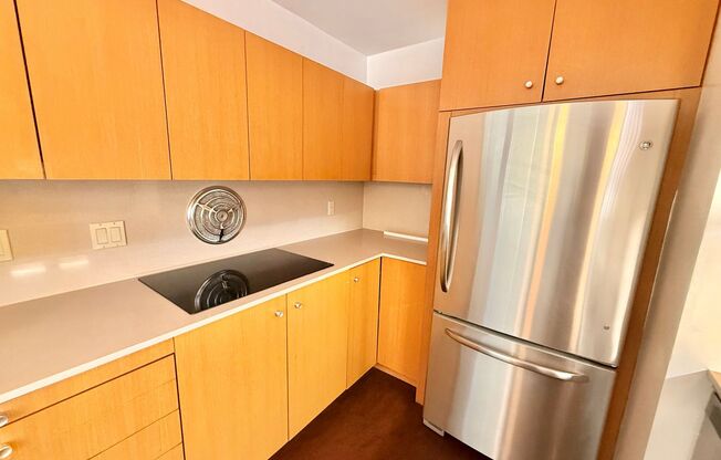 Mid-Century Modern Condo with Views of Balboa Park - 2 Bed x 2 Bath with Parking