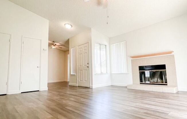 2 beds, 2 baths, 1,044 sqft, $1,795, Unit 1690-209