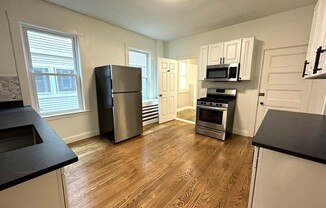 3 beds, 2 baths, 1,320 sqft, $4,800, Unit 1