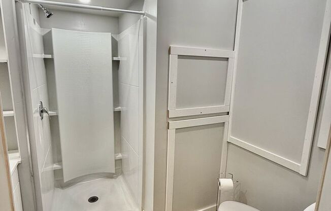 Studio, 1 bath, $1,450, Unit 1st FL