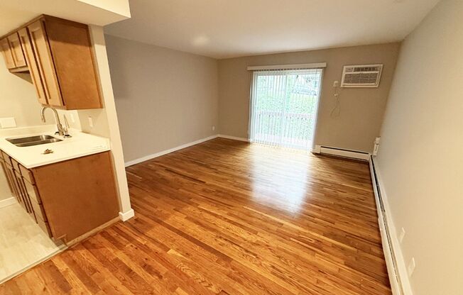 1 bed, 1 bath, 525 sqft, $995, Unit 3060-408