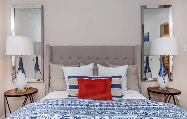 Bedroom at Royal Wildewood Manor Apartments, Clute, 77531