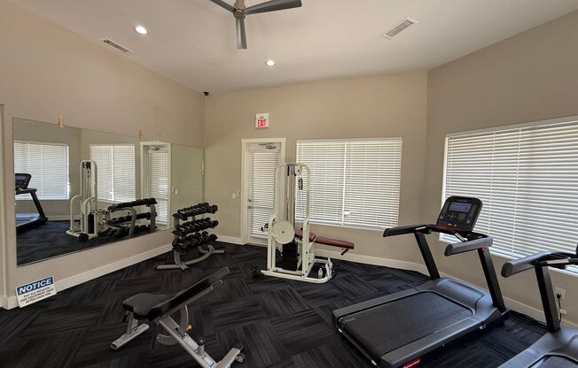 2 beds, 1 bath, $1,395, Unit # 2029