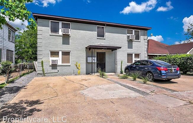 2303 Rosewood St., #4