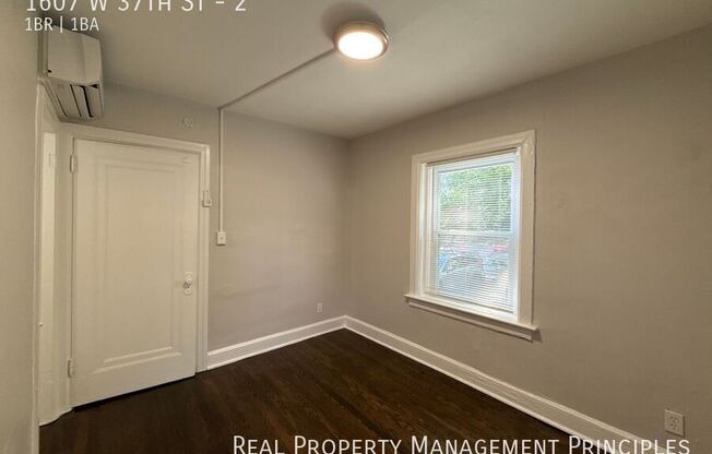 1607 W 37 ST