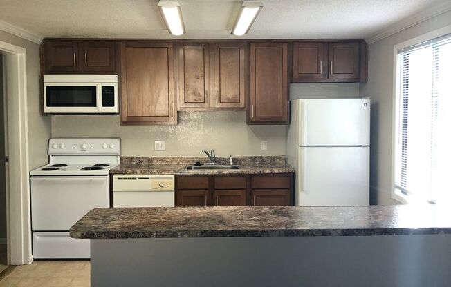 1 bed, 1 bath, 634 sqft, $949, Unit 5637 UD
