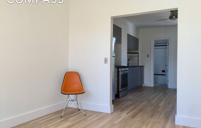 2 beds, 1 bath, $3,300, Unit 2