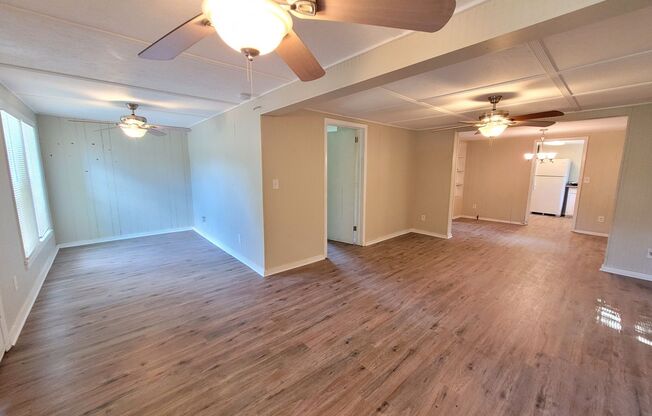 908 Polk Avenue Pensacola, FL 32507 MOVE IN SPECIAL!! $250 off 1st Months Rent!!!