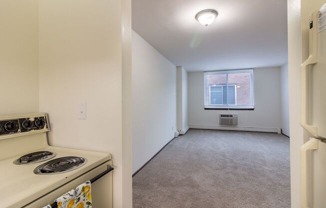 1 bed, 1 bath, 550 sqft, $1,055, Unit 1 Bedroom Waitlist