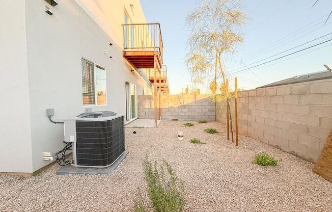 Beautiful 2 bedroom Home