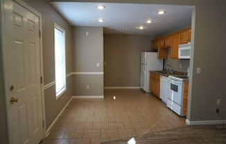 2 beds, 1 bath, $850, Unit #14