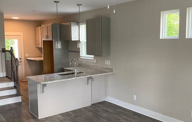 2512 Duncan