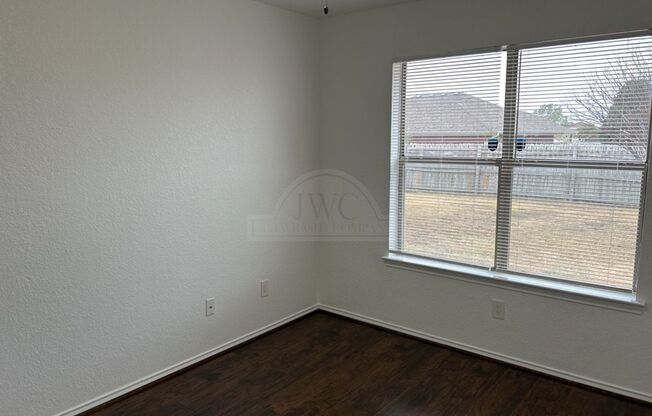 3 beds, 2 baths, $1,625