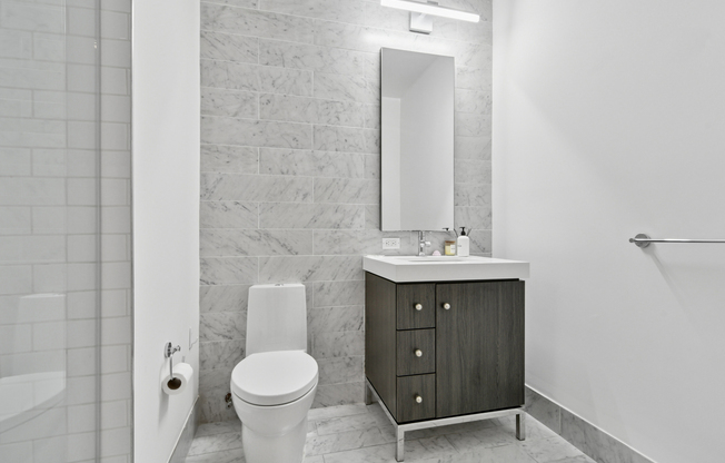 416 W 52 ST