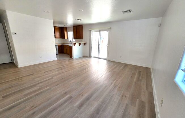 2 Story 3Bedroom Available 5034 Aesop