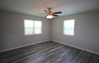 2 beds, 1.5 baths, $1,095