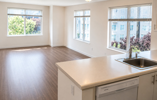 1 bed, 1 bath, 700 sqft, $1,935, Unit 301