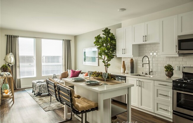 1 bed, 1 bath, 641 sqft, $3,296, Unit 3622