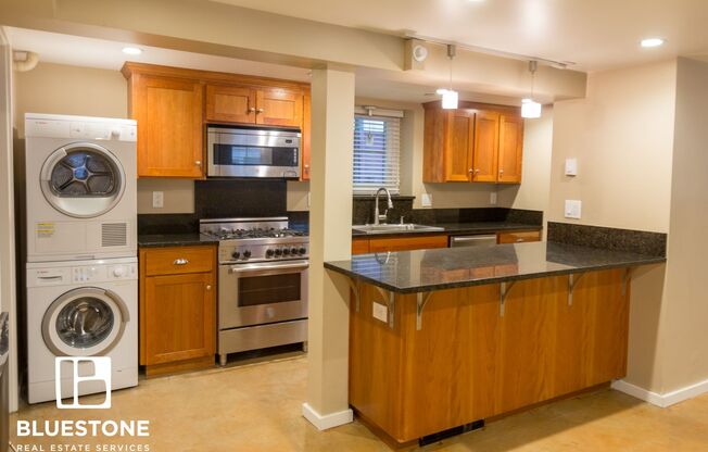 IRVA - Irving Apartments