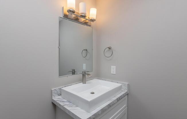 3 beds, 1 bath, $1,595