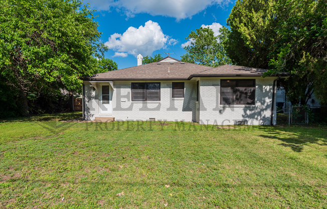 2201 S GLENDALE