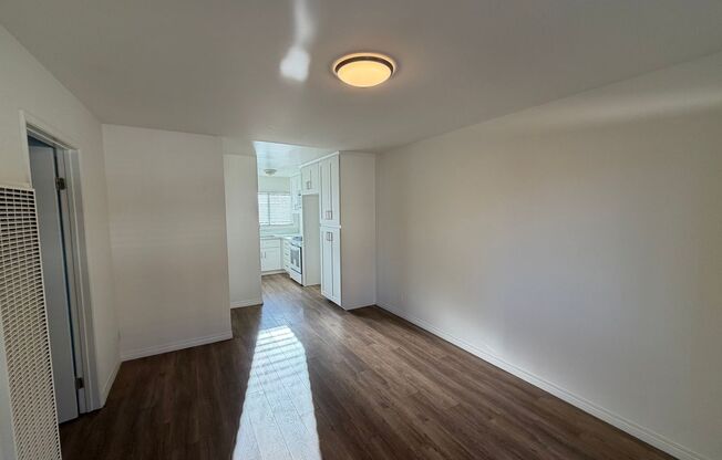 Griswold Avenue, 311