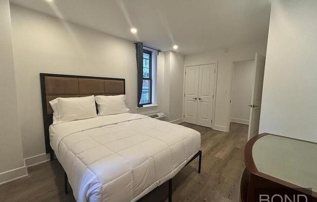 2 beds, 2 baths, $7,495, Unit 6M