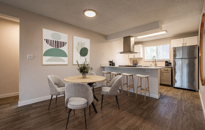 1202 Pearl