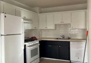 2 beds, 1 bath, 1,000 sqft, $2,650, Unit 3