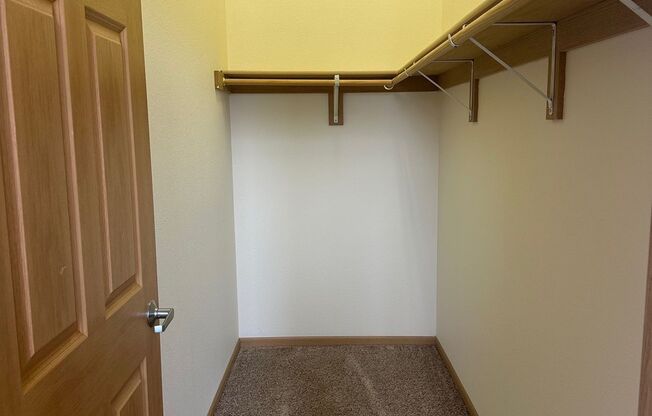 1 bed, 1 bath, 1,502 sqft, $1,755, Unit 33502