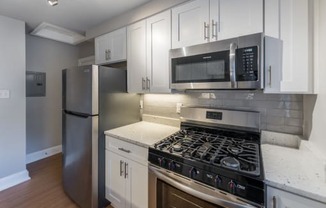 MALVERN MANOR APARTMENTS