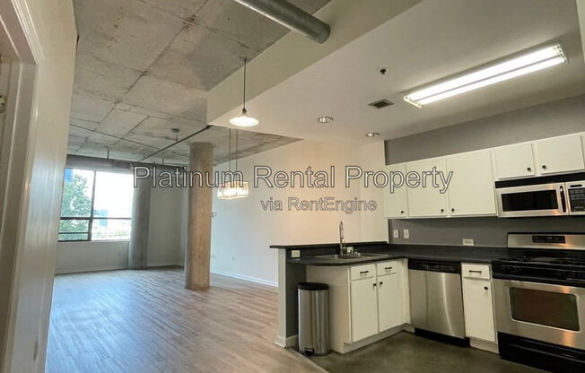 115 W PEACHTREE PL