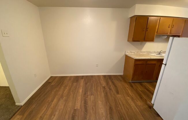 1 bed, 1 bath, 686 sqft, $1,050, Unit 23