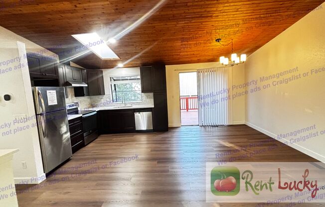 JUST RENOVATED! Great 4 Bedroom House in Spectacular Sammamish Neighborhood!!