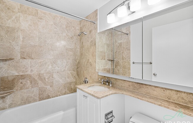 1 bed, 1 bath, $6,400, Unit 611