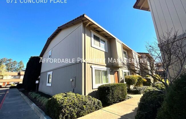 671 CONCORD PL