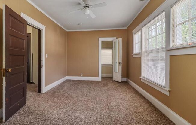 3 beds, 1 bath, $1,599