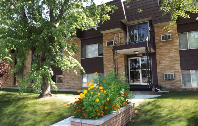 444 Apartments - Senior Community