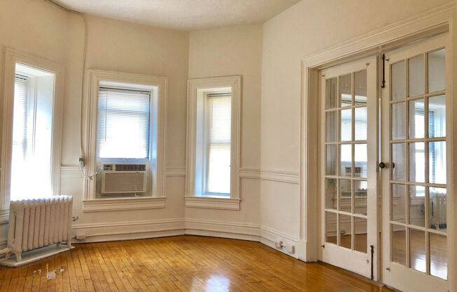 1 bed, 1 bath, 450 sqft, $1,499, Unit 1301-73