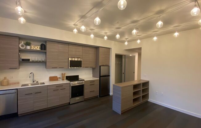 Ferry Street Manor *Free Rent Specials available all vacant units!*
